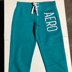 Aeropostale woman’s Capri sweatpants